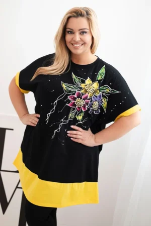 Moteriška Plus Size tunika su gėlių raštu ir dekoratyviniais perliukais