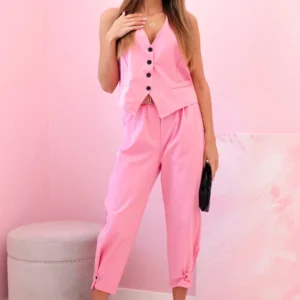 Liemenės ir kelnių šviesiai