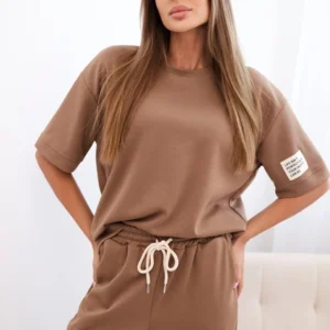 Moteriškas viskozės trumpomis rankovėmis ir kelnėmis kupranugaris