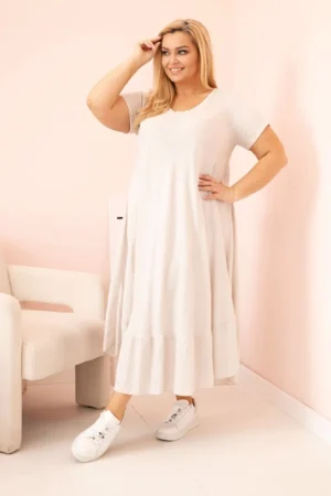 Moteriška Plus Size suknelė trumpomis rankovėmis ir raukiniais iš lengvos viskozės smėlio