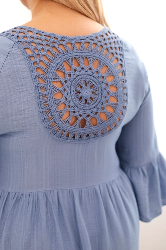33258_3 Moteriška didelio dydžio viskozinė suknelė su ažūriniais papuošimais - Image 2