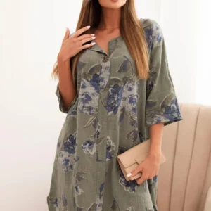 Moteriška medvilninė suknelė su gėlių raštu ir 3/4 rankovėmis khaki