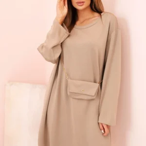 Moteriška viskozinė suknelė Plus Size su grandinine rankine tamsiai bežinė