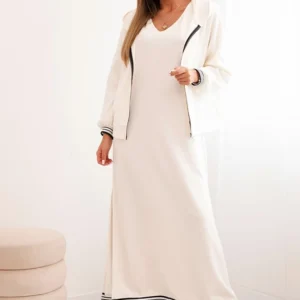 Moteriškas su viskoze, su atsegama palaidine ir ilga suknele ecru