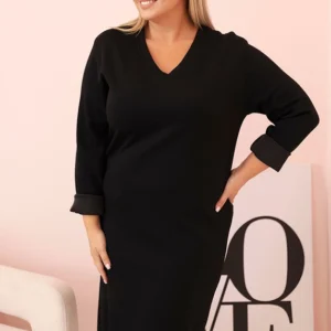 Moteriška Plus Size suknelė su V formos iškirpte ir rankovėmis