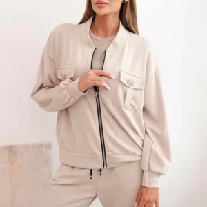 Moteriškas iš viskozės su atsegama palaidine ir kelnėmis bežinis