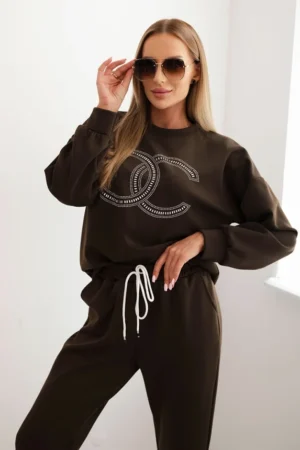 Moteriškas iš viskozės su dekoratyviniu motyvu ir kelnėmis