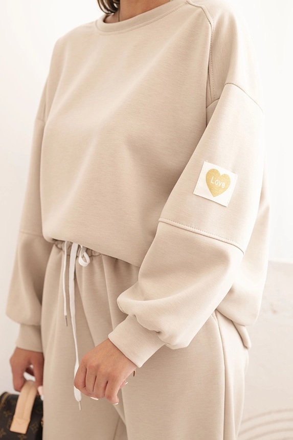 34427_3 Moteriškas su laisvu džemperiu ir kelnėmis su užrašu LOVE bežinis - Image 4