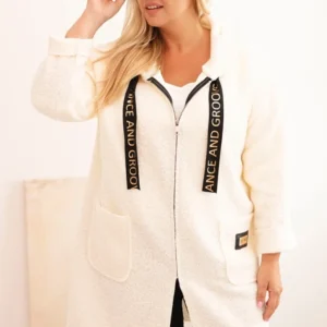 Moteriškas Plus Size paltas iš dirbtinio avikailio su gobtuvu ir kišenėmis ecru