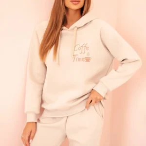 Moteriškas , medvilninis, šiltas su spauda, bežinis