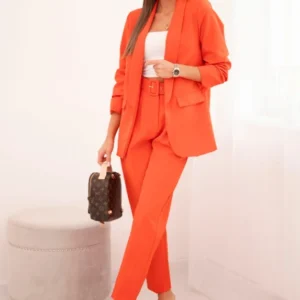 Elegantiškas švarkelių ir kelnių