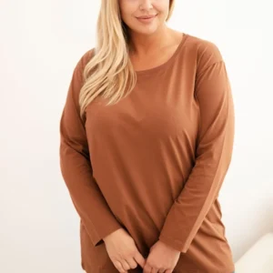 Moteriška Plus Size medvilninė palaidinė su apvaliu iškirpimu kamelinė