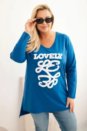 Moteriška Plus Size medvilninė bluzonė su užrašu ir V formos iškirpte chabrova