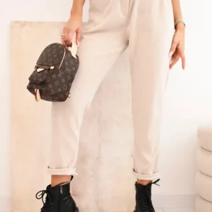 Moteriškos kelnės su diržu štrichinės bežinės