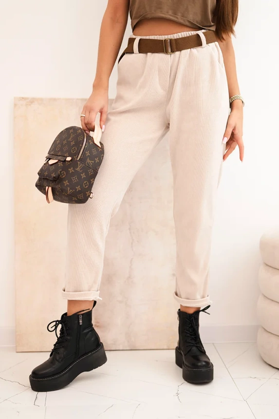 35108_3 Moteriškos kelnės su diržu štrichinės bežinės