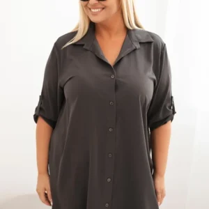 Moteriška marškininė suknelė Plus Size su ilgesniu nugara ir sukamu rankovėmis