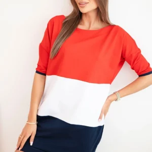 Moteriška suknelė su raišteliu nugaros dalyje