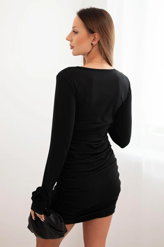 35583_2 Moteriška suknelė su viskoze prigludusi su raukiniais ir gėlėmis ant rankovių - Image 3