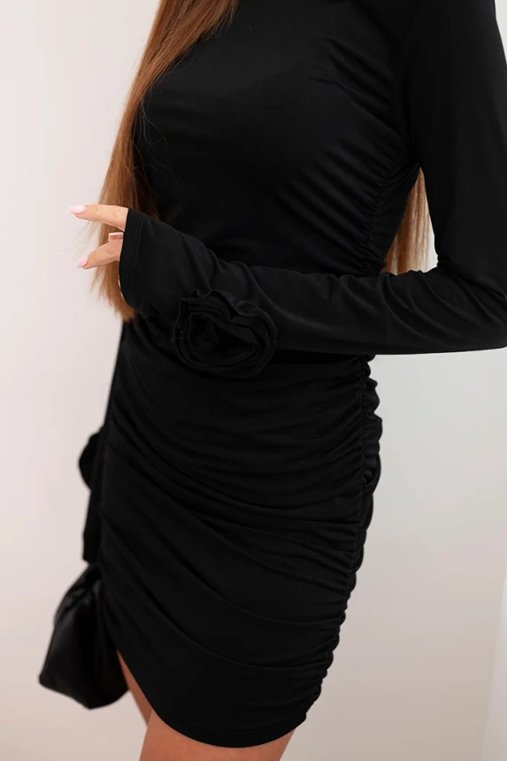 35583_4 Moteriška suknelė su viskoze prigludusi su raukiniais ir gėlėmis ant rankovių - Image 4