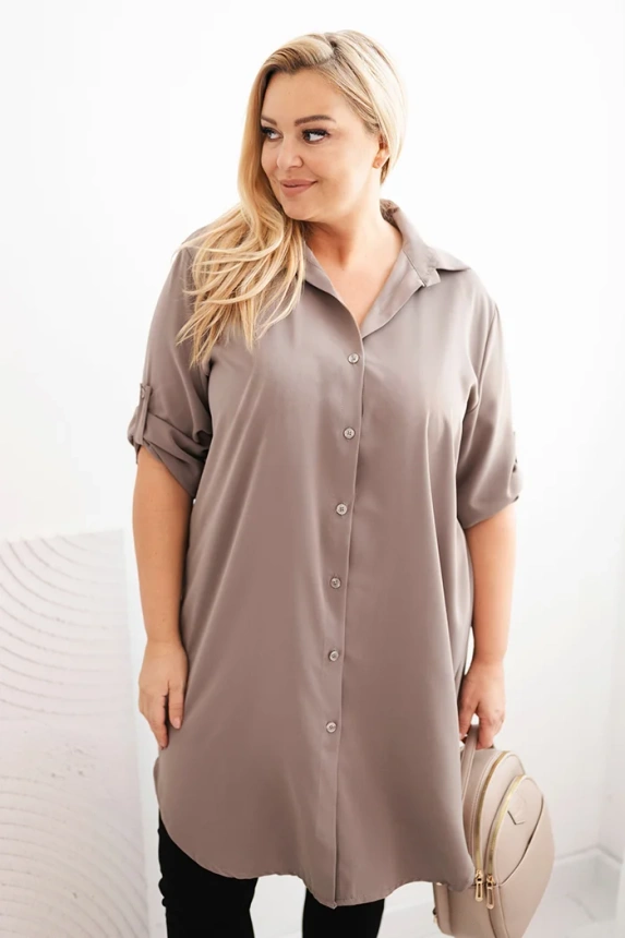 35781_3 Moteriška marškininė suknelė Plus Size su ilgesniu nugara ir suktelėtais rankovėmis fango