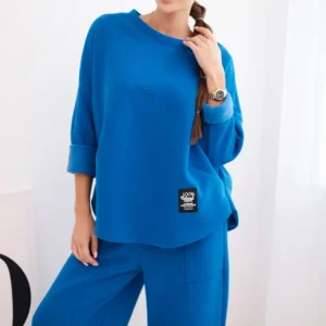 Moteriškas iš storesnio audinio su plačiomis kelnių kojomis chabrovių