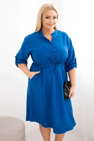 Moteriška suknelė iš viskozės Plus Size su mygtukais ir juosmeniu surišimu chabrowa