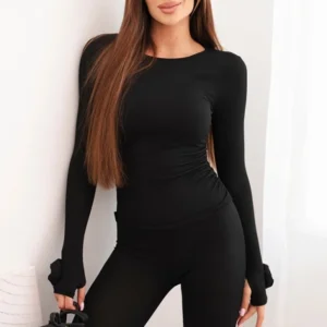 Moteriškas iš dryžuotos viskozės su ilgomis rankovėmis ir legginsais