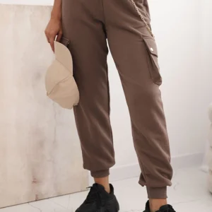 Moteriškos medvilninės cargo kelnės su kišenėmis ir grandinėle mocca