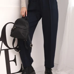 Elegantiškos moteriškos kelnes su aukštu liemeniu ir raišteliu juosmens srityje