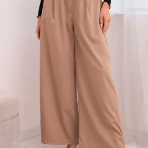 Moteriškos elegantiškos kelnės su plačiais džinsais ir dekoratyvine gėle fango