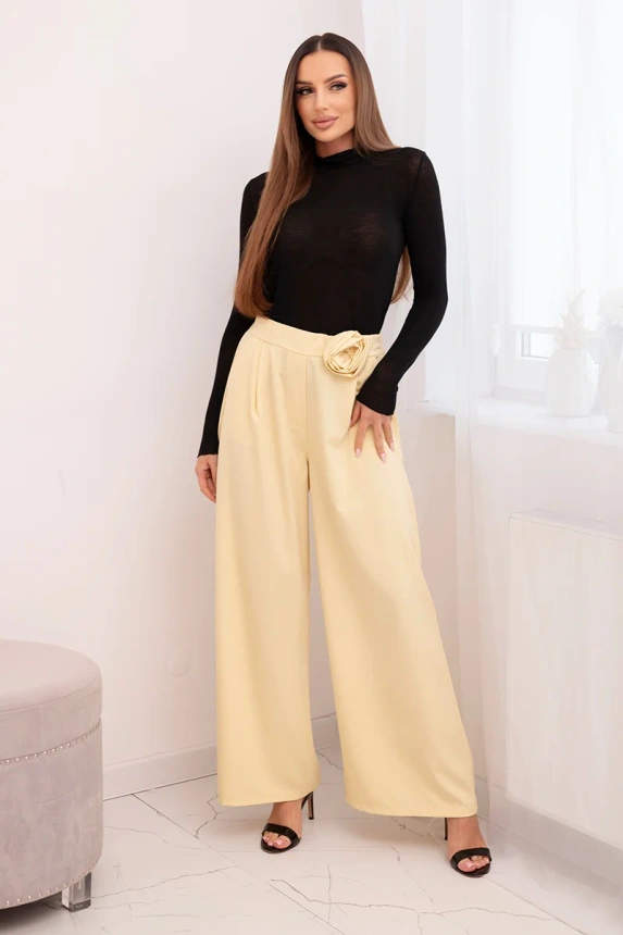 36746_1 Moteriškos elegantiškos kelnės su plačia kojomis ir dekoratyvine gėle - Image 2