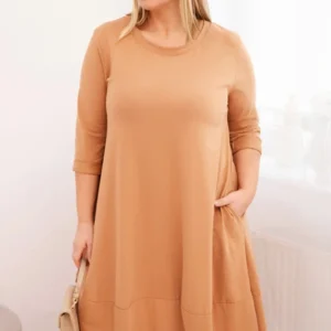 Moteriška medvilninė suknelė Plus Size su atlenkiamomis rankovėmis ir kišenėmis kamelinė