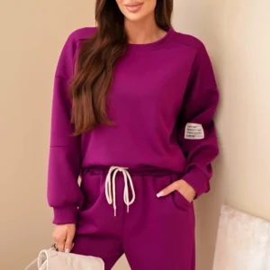 megztinis + kelnės sviestas tamsiai