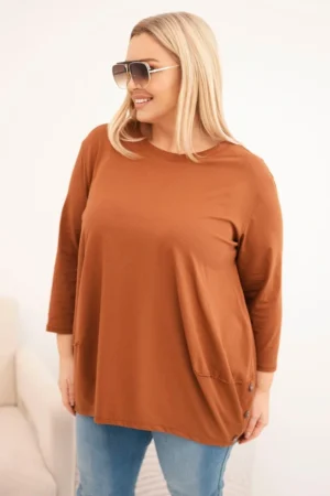 Moteriška Plus Size medvilninė bluzka su dekoratyviniais mygtukais ir pasukamomis rankovėmis camelinė