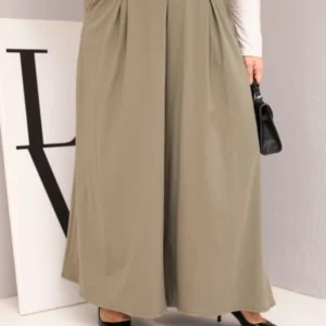 Moteriškos medvilnės kelnes Plus Size su plačia kojų dalimi ir laisvu siluetu khaki