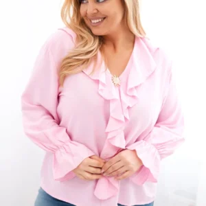 Moteriška viskozinė bluzonė Plus Size su volantais ir dekoratyvine segtuku saldžiai