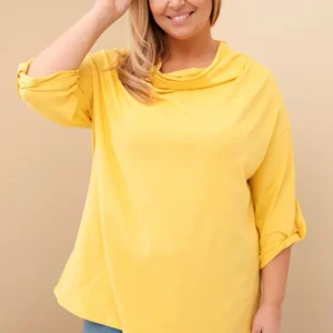 Moteriška Plus Size marškinėliai su laisvu kirpimu ir vandens iškirpte