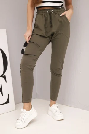 Moteriški džinsai su elastinga juosta ir raiščiu khaki