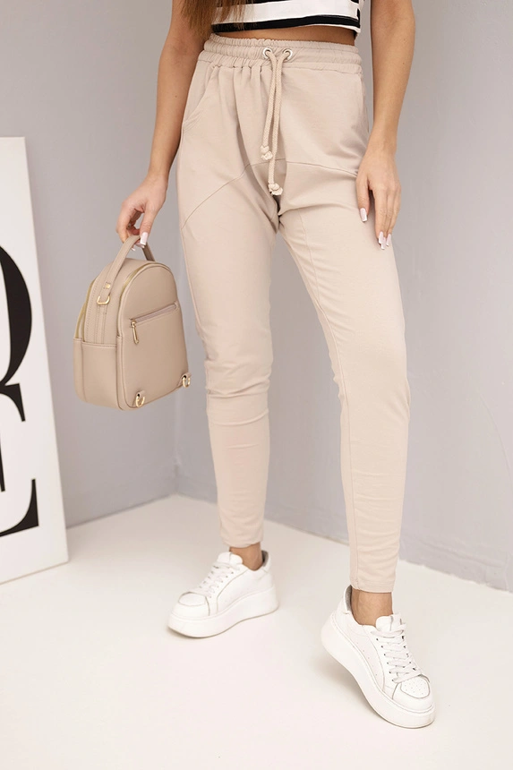 37325_1 Moteriškos kelnės su elastingu juosmeniu ir raišteliu bežinės