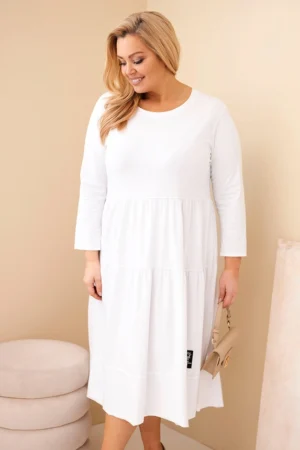 Moteriška medvilninė suknelė Plus Size su volanais ir pasukta rankove