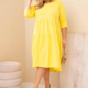 Moteriška medvilninė suknelė Plus Size su volanais ir pasukta rankove