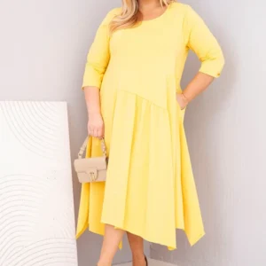 Moteriška medvilninė suknelė Plus Size su asimetrine apačia