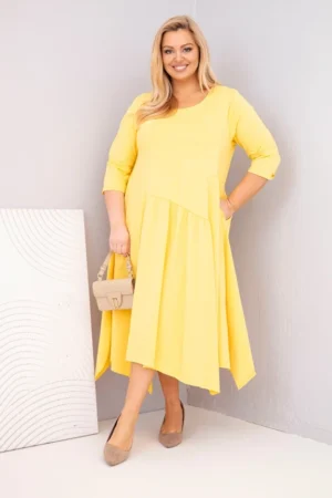 Moteriška medvilninė suknelė Plus Size su asimetrine apačia