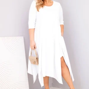 Moteriška medvilninė suknelė Plus Size su asimetriniu apačiu