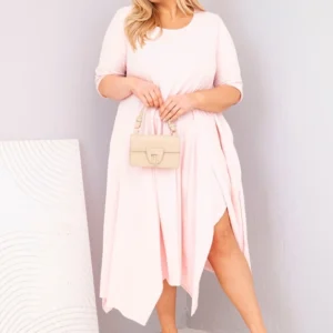 Moteriška medvilninė suknelė Plus Size su asimetrišku apačiu