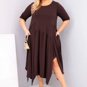 Moteriška medvilninė suknelė Plus Size su asimetriniu apačiu