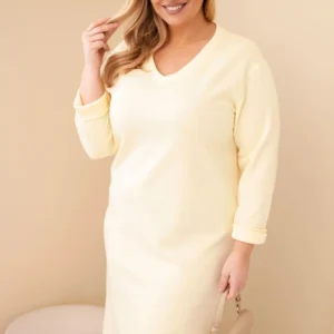 Moteriška suknelė Plus Size su V formos iškirpte ir rankovėmis