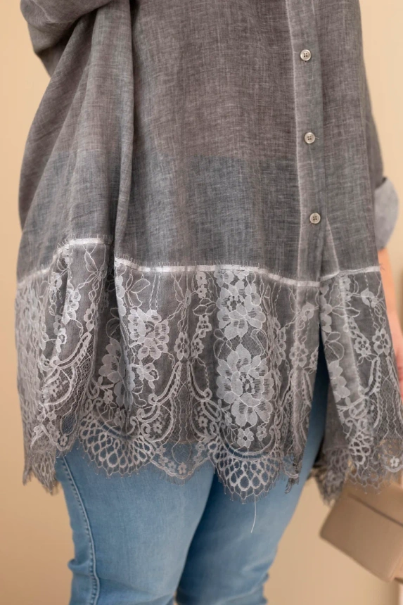 37715_4 Moteriška marškiniai Plus Size medvilniniai su nėriniu apdaila - Image 4