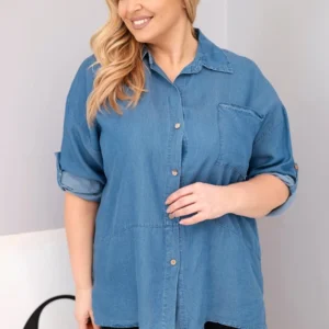 Moteriška Plus Size marškiniai iš lyocello su ilgesne nugara ir mygtukiniu rankovėmis