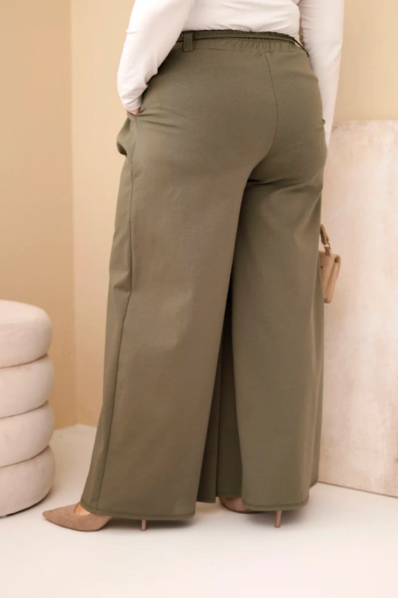 37727_2 Dydžių moterų kelnės su plačiais klešniais ir dekoratyvine gėle juosmenyje khaki - Image 3